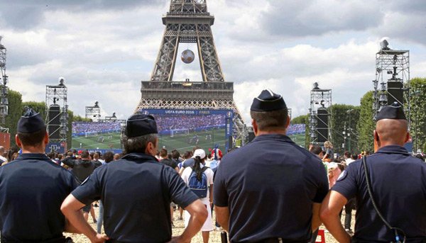 Báo động khủng bố trước đại chiến Italia vs Tây Ban Nha