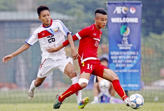 Hòa kịch tính đội chót bảng, U16 Việt Nam có thể gặp U16 Thái Lan ở bán kết