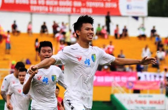 SHB Đà Nẵng thua trận, Hà Nội T&T lên ngôi đầu