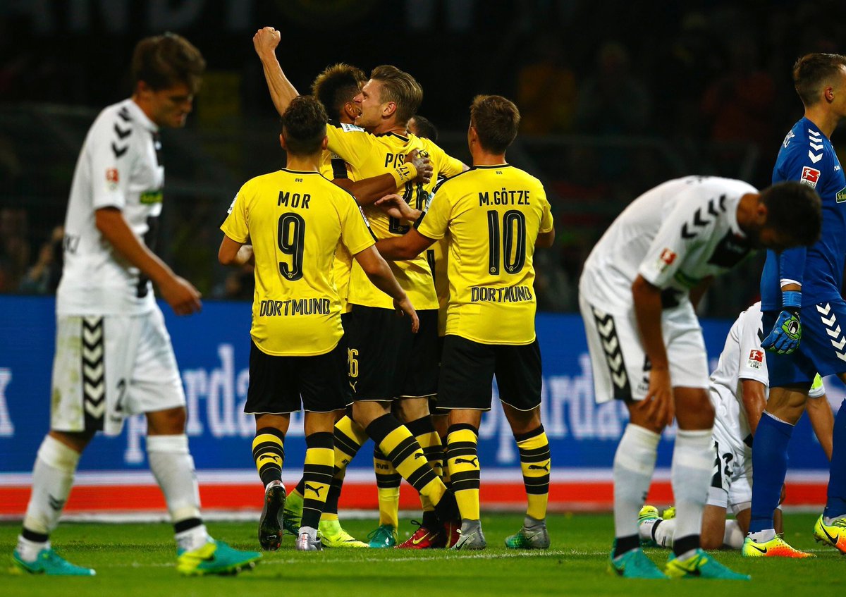 Borussia-Dortmund-dang-di