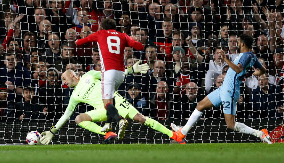M.U hồi sinh ở Old Trafford
