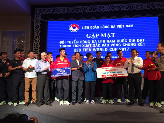 Ảnh bài viết HLV U19 từng bị chỉ trích tơi bời