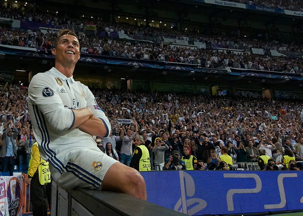 1000+ ảnh hình nền Ronaldo – Tải ngay ảnh CR7 đẹp nhất 2022