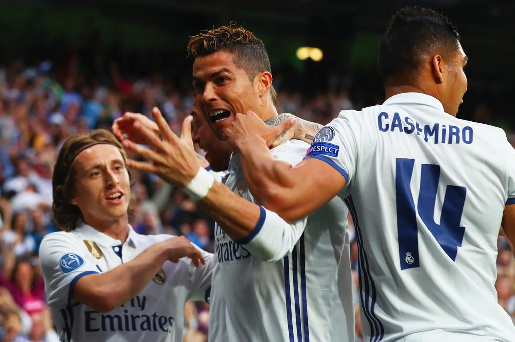 Ronaldo ghi nhiều bàn hơn… 113 đội tại Champions League