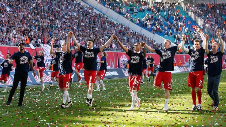 "Chú bò cụng" Leipzig lần đầu chào sân Champions League