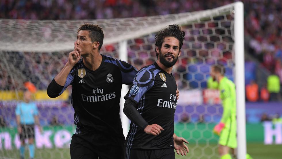 Ronaldo coi chừng nhận thêm thẻ