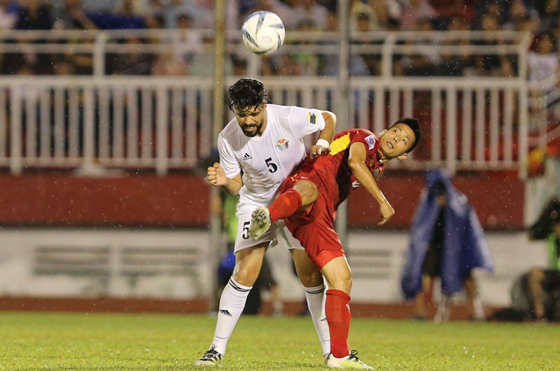 Ảnh bài viết HLV Hữu Thắng phấn chấn: "Công Phượng, Văn Quyết kết hợp quá tốt"