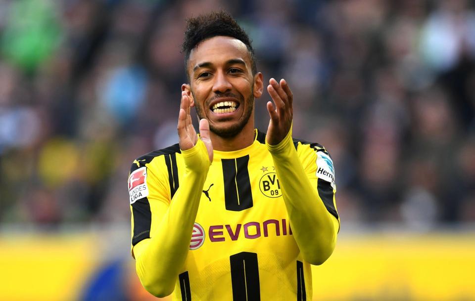 Aubameyang chuyển sang Trung Quốc với giá sốc