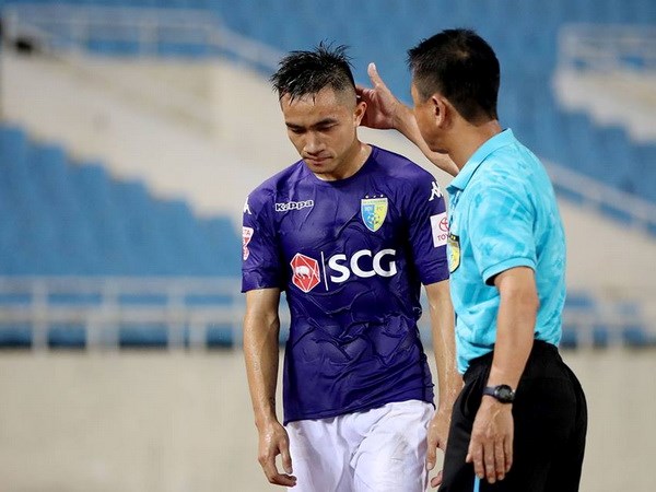 Ảnh bài viết Bàng hoàng vì án phạt 8 trận, Hà Nội FC sẽ kháng án cho Ngọc Đức