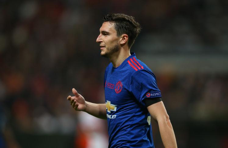 Ảnh bài viết Mourinho bất ngờ đổi ý, muốn giữ chân Darmian