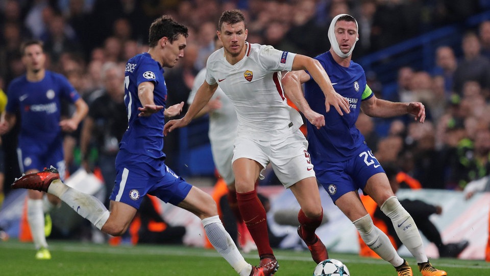 Ảnh bài viết Xem Conte vá víu tuyến giữa Chelsea