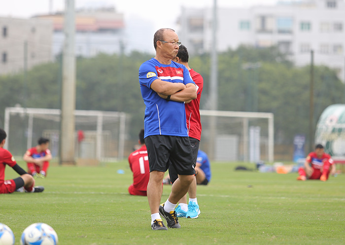 Ảnh bài viết Thầy Park dạy bài vỡ lòng, Công Phượng, Xuân Trường có xấu hổ?