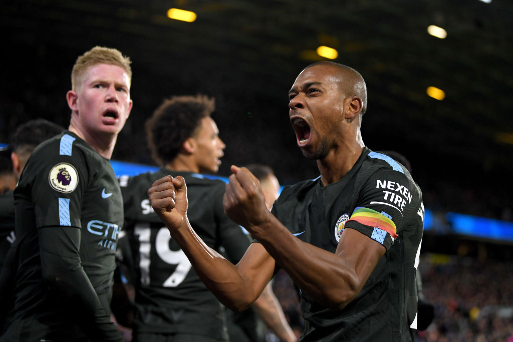 Ngoại hạng Anh: Man United có đủ sức tạo “song mã”?