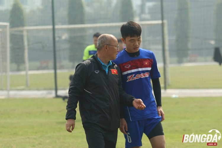 Đi tìm cặp tiền vệ trung tâm cho U23 Việt Nam