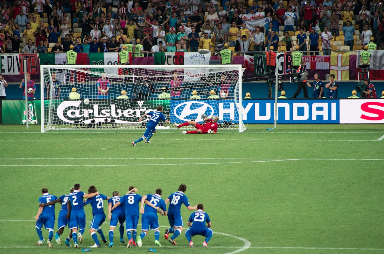 Góc Azzurri: Những người từng xuất hiện trong trận gặp Anh ở EURO 2012 giờ ra sao?