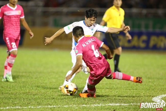 Trực tiếp Sài Gòn FC 3-1 Hoàng Anh Gia Lai: Văn Trường liên tiếp mắc sai lầm, HAGL thua 2 bàn trong 5 phút - Bóng Đá