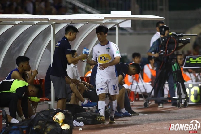 Trực tiếp Sài Gòn FC 3-1 Hoàng Anh Gia Lai: Công Phượng bị thay ra - Bóng Đá