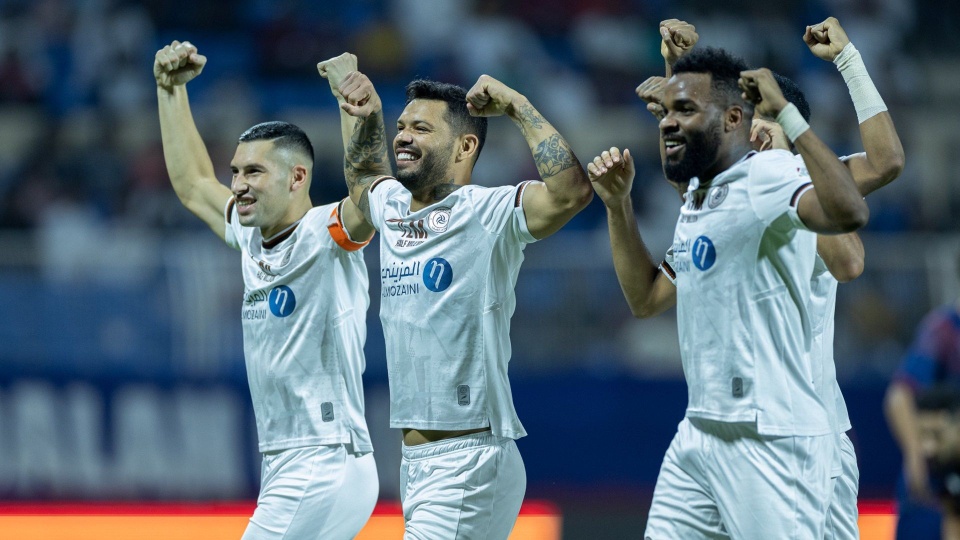 Al Shabab có ít hơn một điểm so với đội đầu bảng Al Nassr trên bảng xếp hạng Saudi Pro League 2022/23. Nhưng Al Shabab đá ít hơn CLB mới của Cristiano Ronaldo một trận.