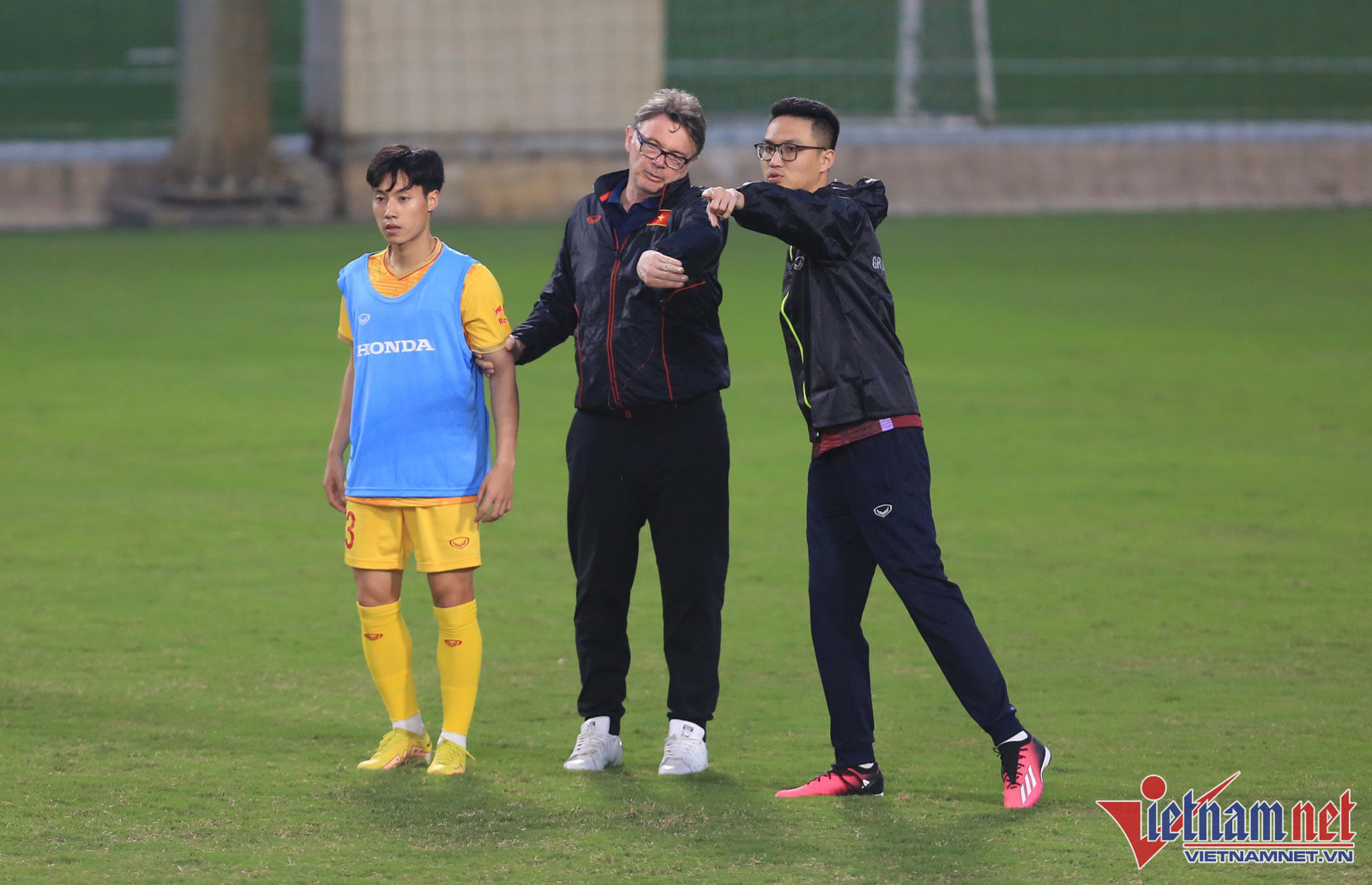 Cầu thủ U23 Việt Nam nhận tin cực vui từ HLV Philippe Troussier - Bóng Đá