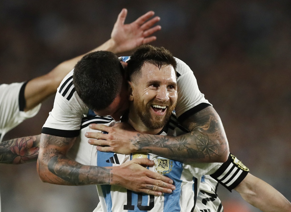 Messi đẩy PSG vào thế khó - Bóng Đá