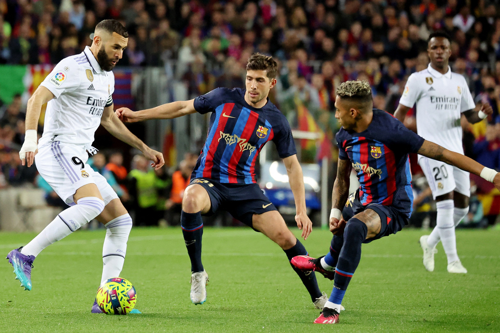 Xavi cảnh báo Barca: Real Madrid rất giỏi ngược dòng - Bóng Đá