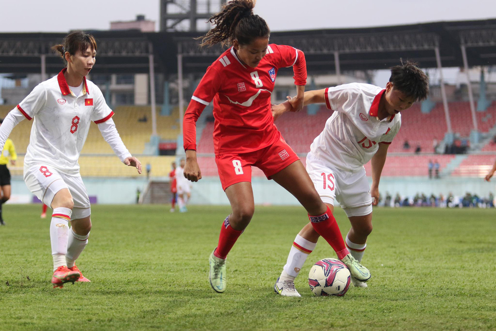 Huỳnh Như lập cú đúp, tuyển nữ Việt Nam đại thắng Nepal - Bóng Đá