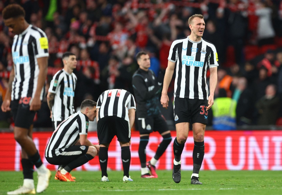 Newcastle có trận thua toàn diện trên sân của Aston Villa ở vòng 31 Ngoại hạng Anh tối 15/4 (giờ Hà Nội). Ảnh: Reuters.