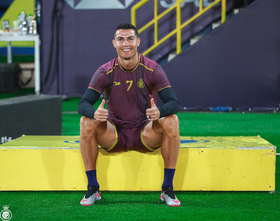 Phản ứng của Ronaldo sau khi thoát án phạt - Bóng Đá