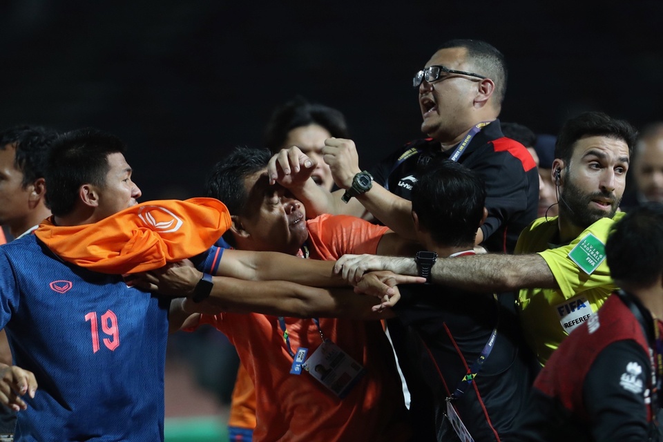 Hỗn chiến ở chung kết SEA Games và vấn đề của bóng đá Indonesia - Bóng Đá