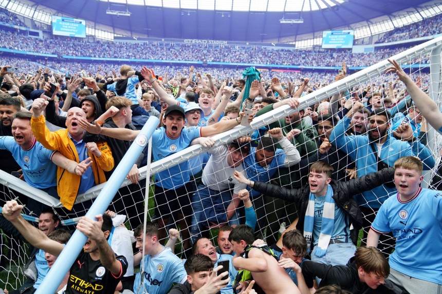 Manchester City 'đừng giận dữ nhìn lại' - Bóng Đá