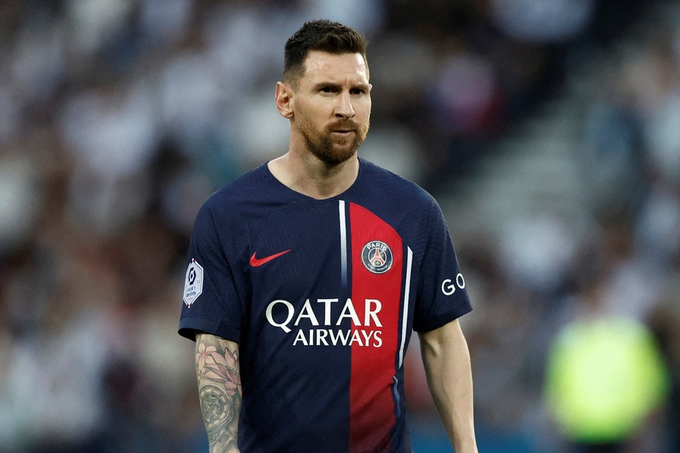 Messi được vợ hối thúc trở lại Barca - Bóng Đá