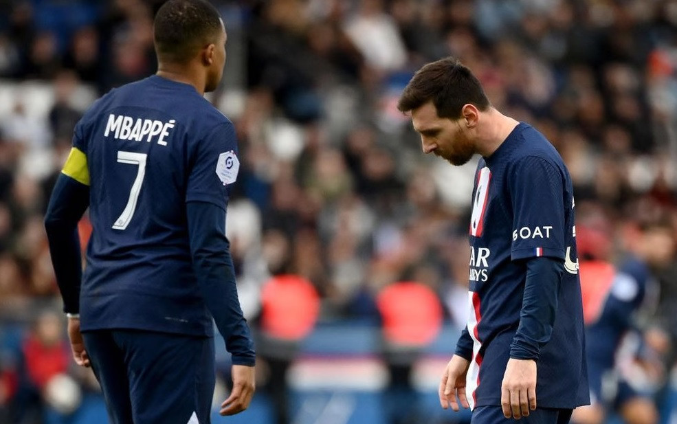 Mbappe xấu hổ người Pháp đối xử Messi, khả năng cũng rời PSG - Bóng Đá