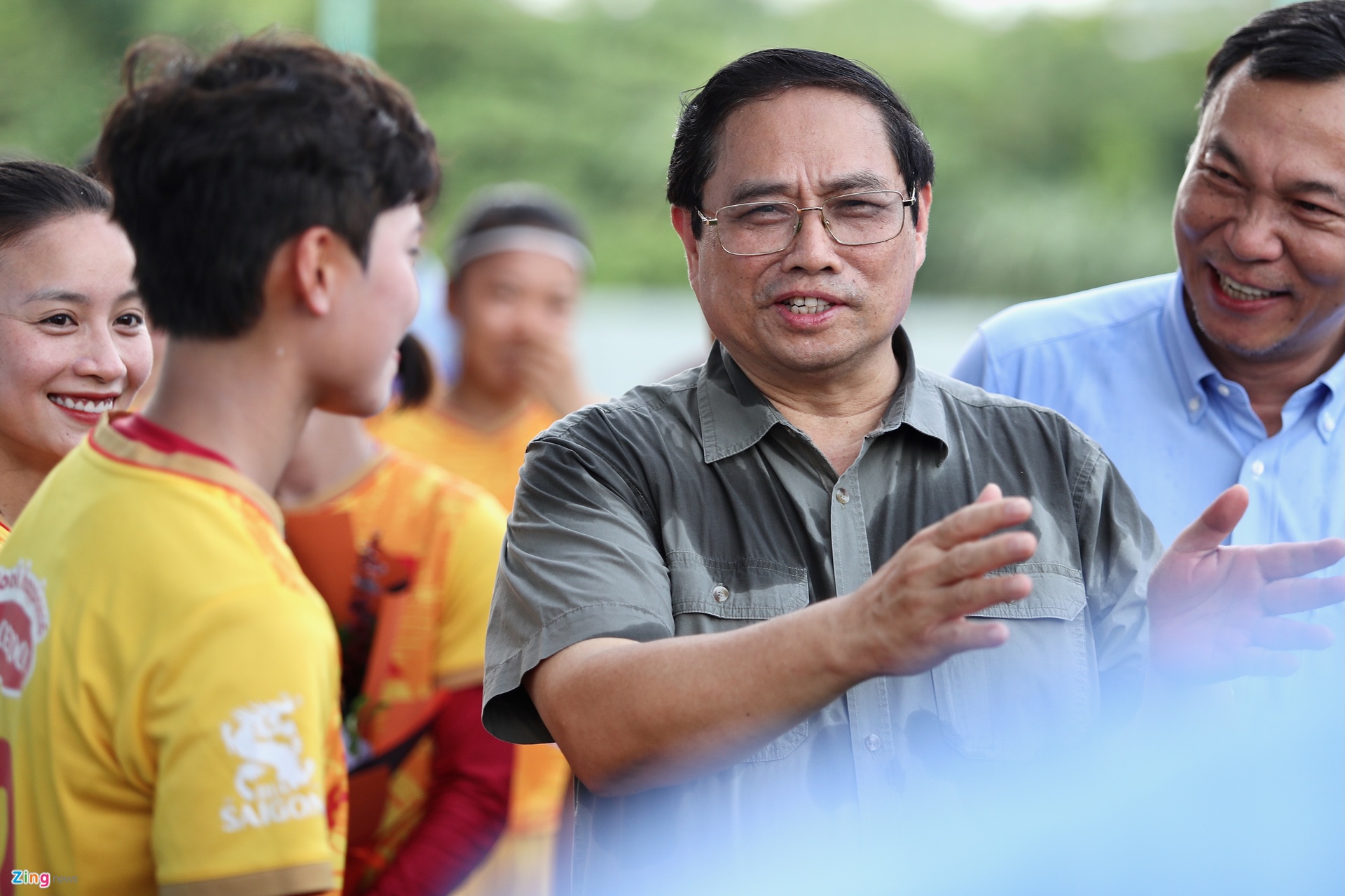 Thủ tướng gặp mặt động viên tuyển bóng đá nữ Việt Nam trước World Cup - Bóng Đá