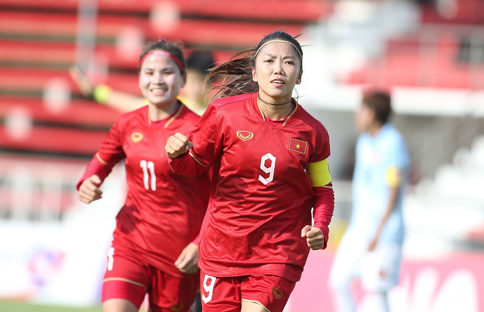 AFC đánh giá Huỳnh Như, Tuyết Dung là đầu tàu ở tuyển nữ Việt Nam - Bóng Đá