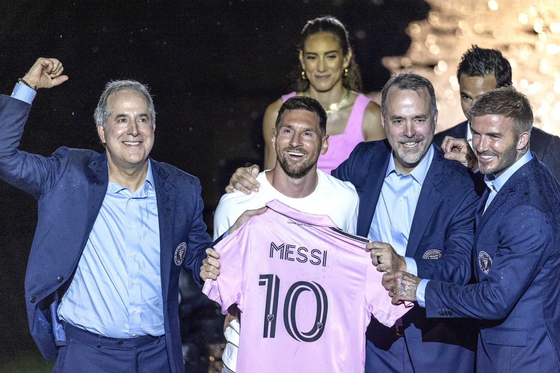 Messi gia nhập Inter Miami gây ra 'vấn đề' chưa từng có ở MLS - Bóng Đá