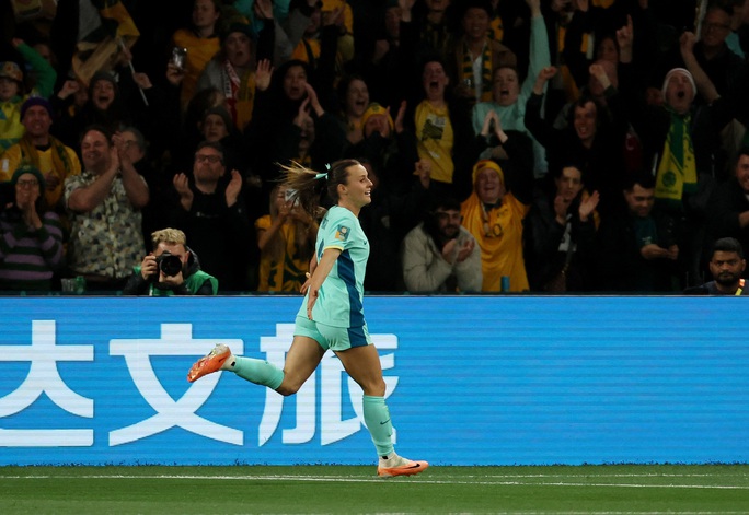 World Cup nữ 2023: Úc thắng 