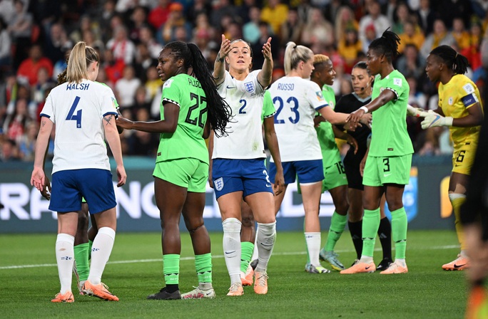 World Cup nữ 2023: Thiếu người, đội Anh thắng nhọc Nigeria trên chấm 11m - Bóng Đá