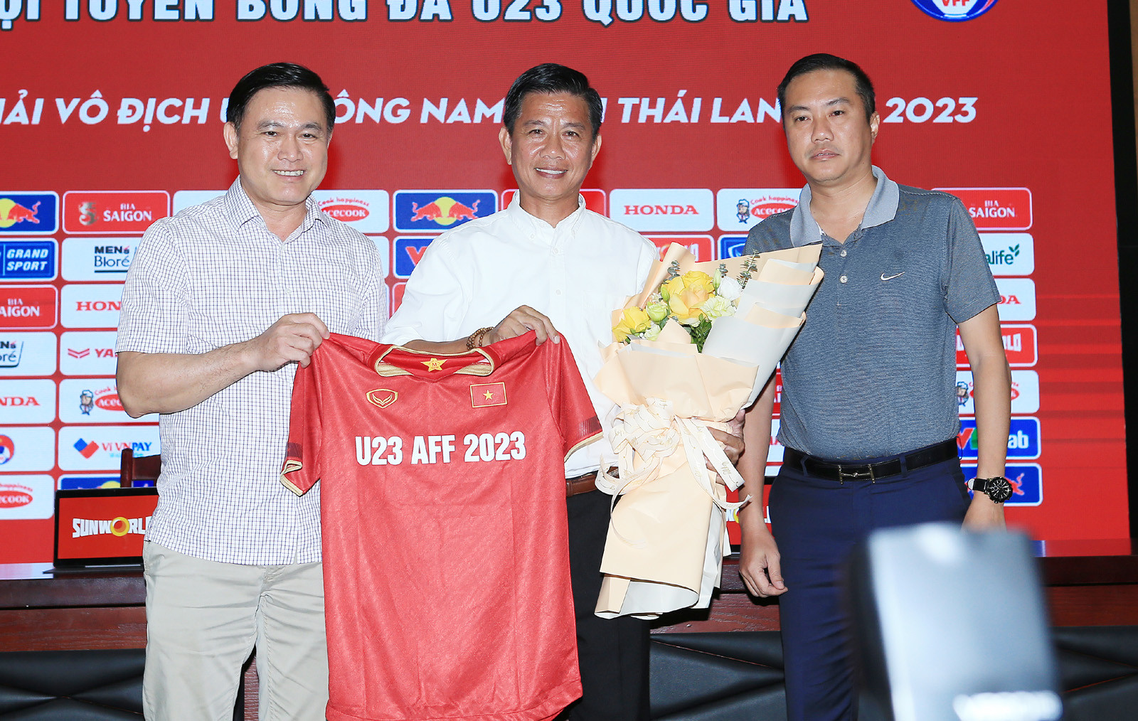 HLV Hoàng Anh Tuấn khẳng định nâng chất cho U23 Việt Nam - Bóng Đá