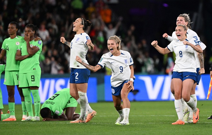 Đạp đối thủ, sao nữ tuyển Anh sẽ bị cấm thi đấu đến hết World Cup? - Bóng Đá