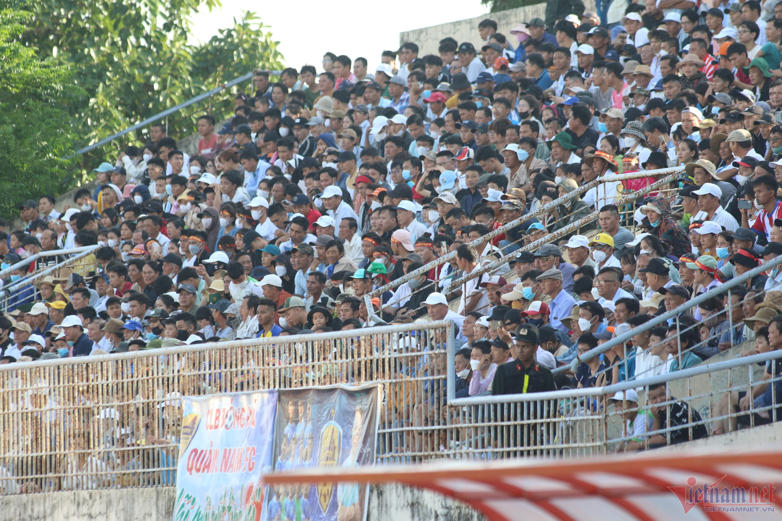 Quảng Nam vô địch giải hạng Nhất, trở lại V-League - Bóng Đá