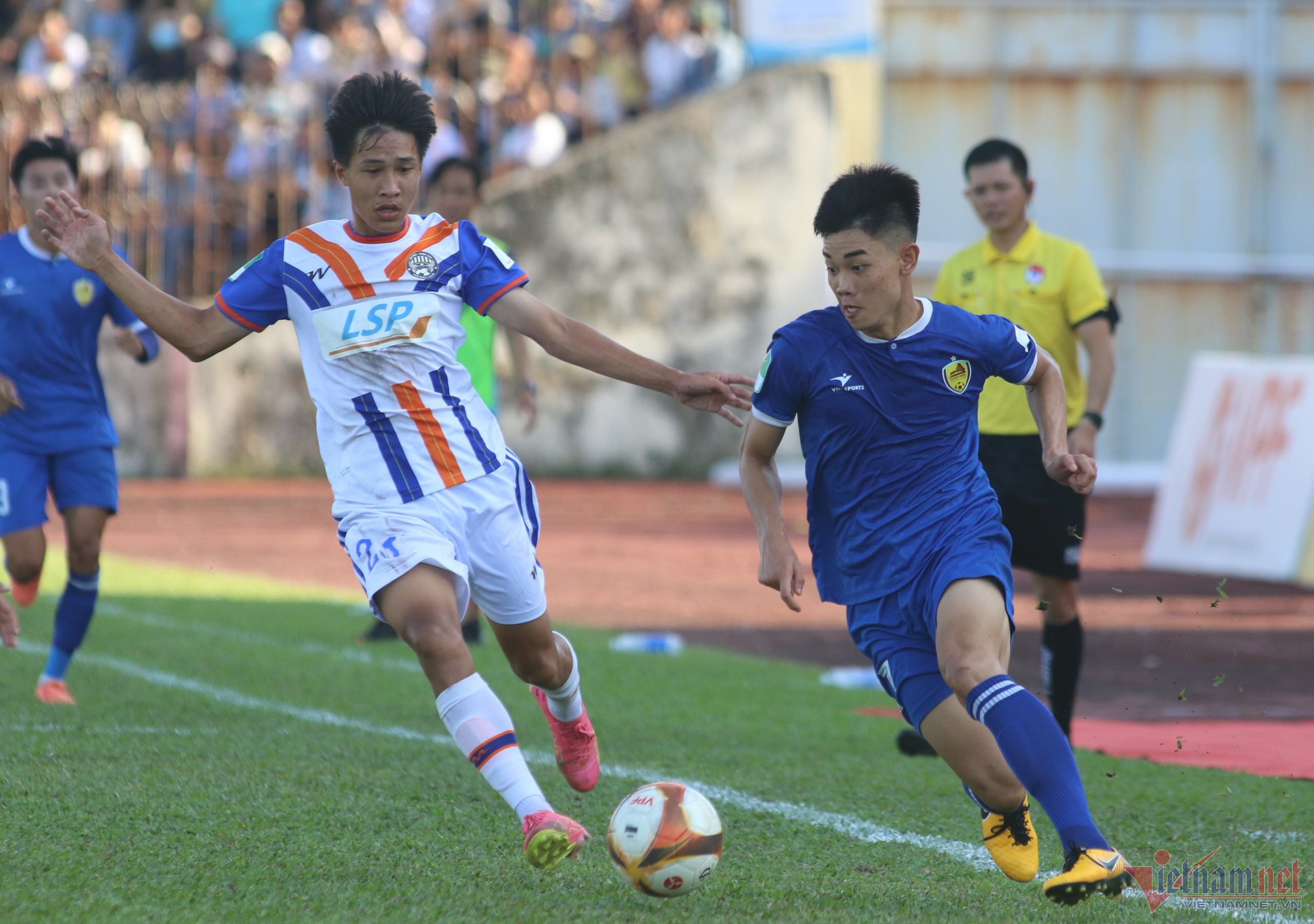 Quảng Nam vô địch giải hạng Nhất, trở lại V-League - Bóng Đá