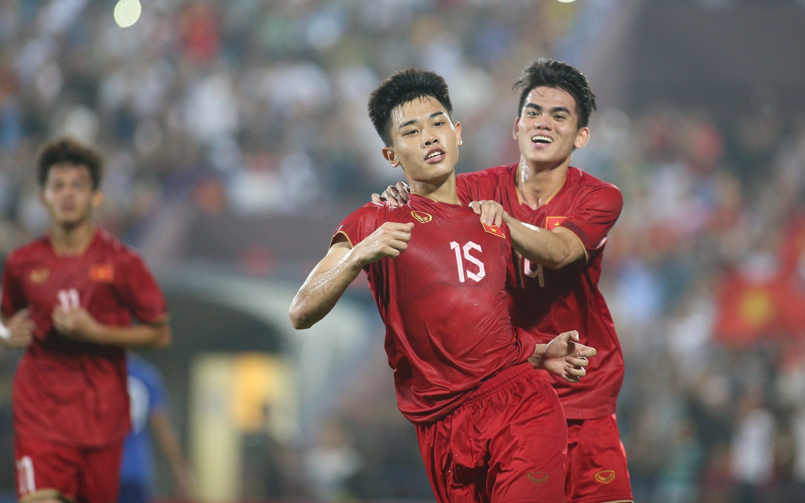 HLV Troussier thừa nhận U23 Việt Nam chưa thể vươn tầm châu lục - Bóng Đá