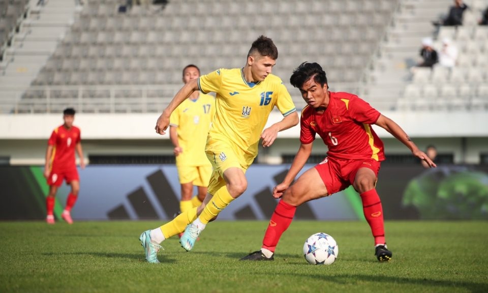 Công Phương ghi bàn, U18 Việt Nam thua ngược U18 Ukraine - Bóng Đá
