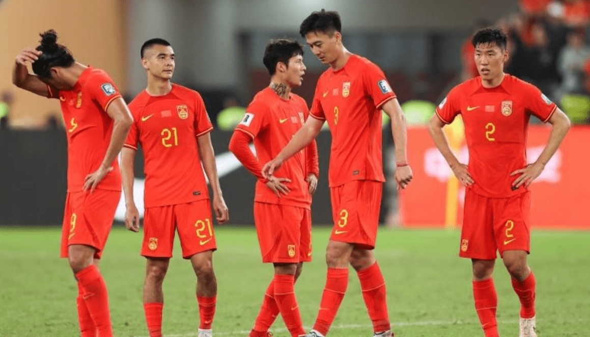 Chuyên gia Trung Quốc: Đây là đội tuyển tệ nhất 20 năm qua - Bóng Đá