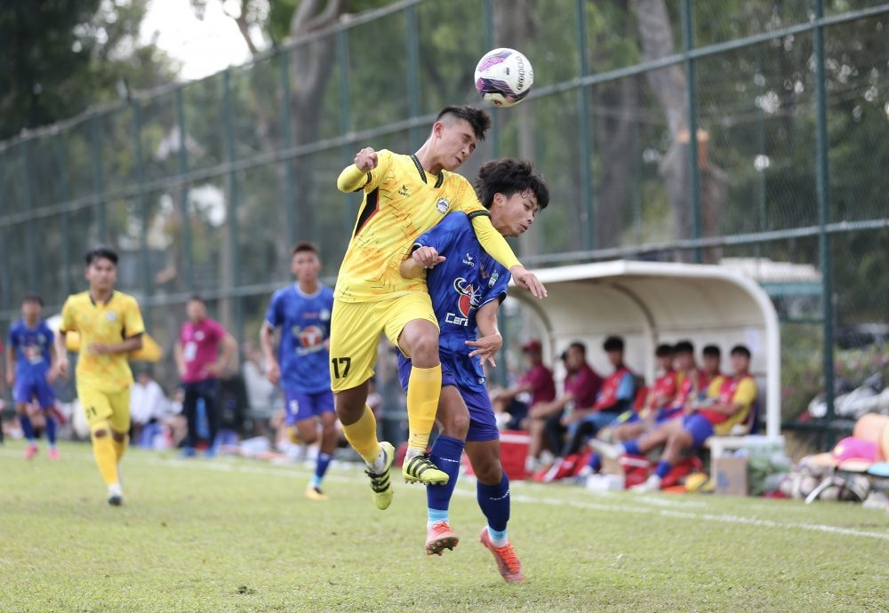 HAGL leo lên ngôi đầu, Hà Nội thắng nhọc Thanh Hóa ở VCK U19 Quốc gia - Bóng Đá