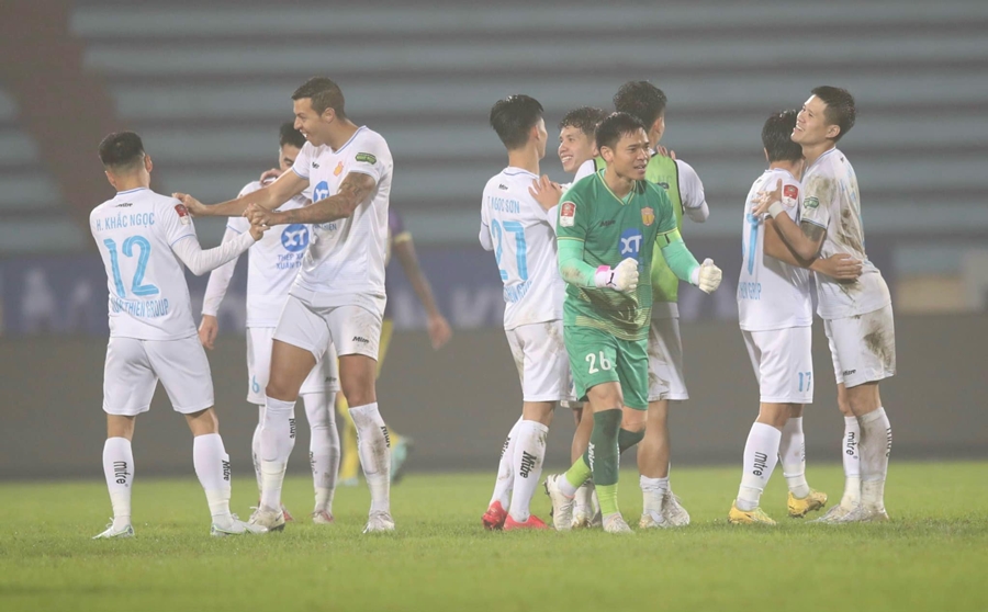 HLV Nhật Bản: Bóng đá Việt Nam đang dựa vào cầu thủ ngoại - Bóng Đá