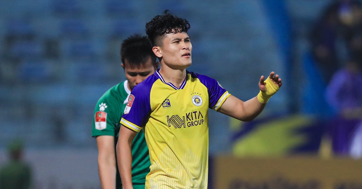 Hà Nội FC xác nhận tình trạng chấn thương Phạm Tuấn Hải - Bóng Đá