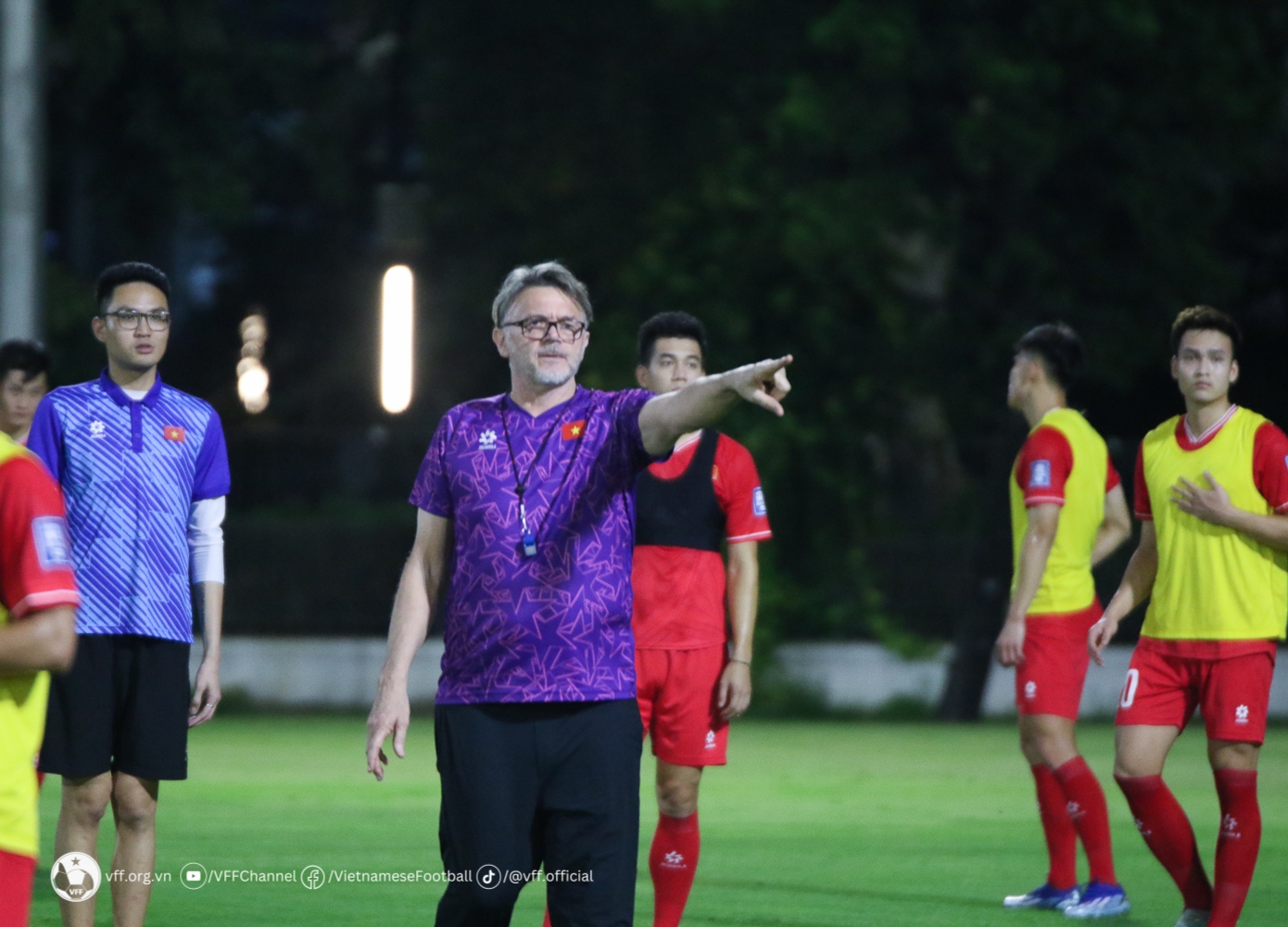 HLV Philippe Troussier: Tôi đã làm điều đó nhưng thất bại - Bóng Đá