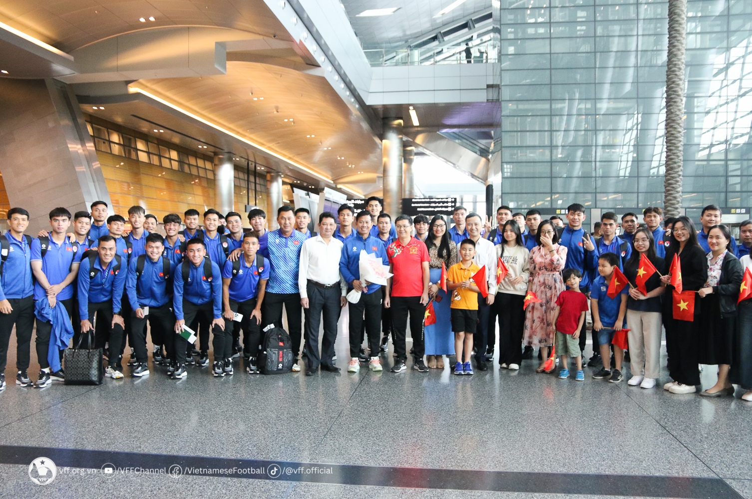 U23 Việt Nam đã đến Doha, sẵn sàng cho buổi tập đầu tiên - Bóng Đá