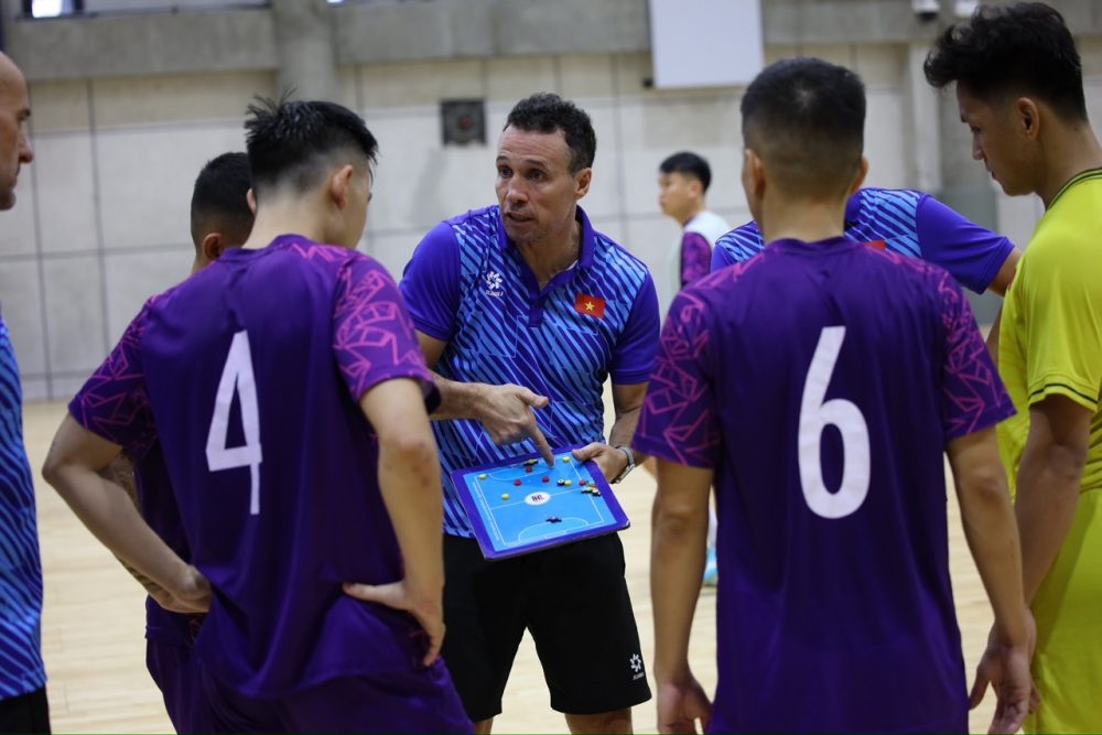 Đội tuyển Futsal Việt Nam đã sẵn sàng cho trận ra quân gặp Myanmar - Bóng Đá